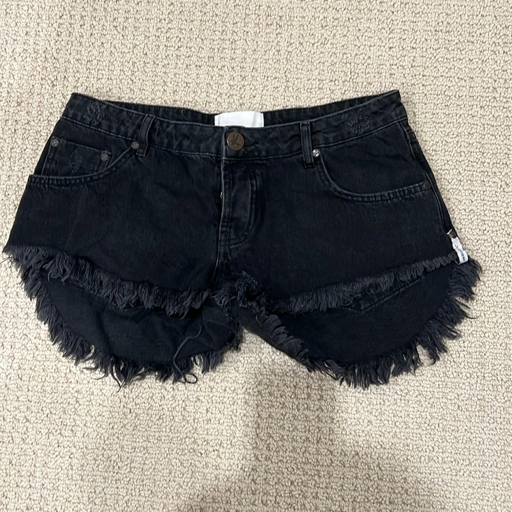 One Teaspoon cutoff Jean shorts black size 29